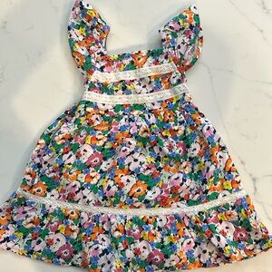 Baby gap floral dress size 2T. Never worn.